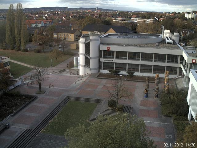 Foto der Webcam: Verwaltungsgeb&auml;ude, Innenhof mit Audimax, H&ouml;rsaal-Geb&auml;ude 1