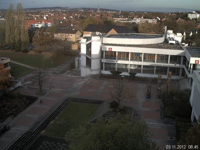 Foto der Webcam: Verwaltungsgeb&auml;ude, Innenhof mit Audimax, H&ouml;rsaal-Geb&auml;ude 1
