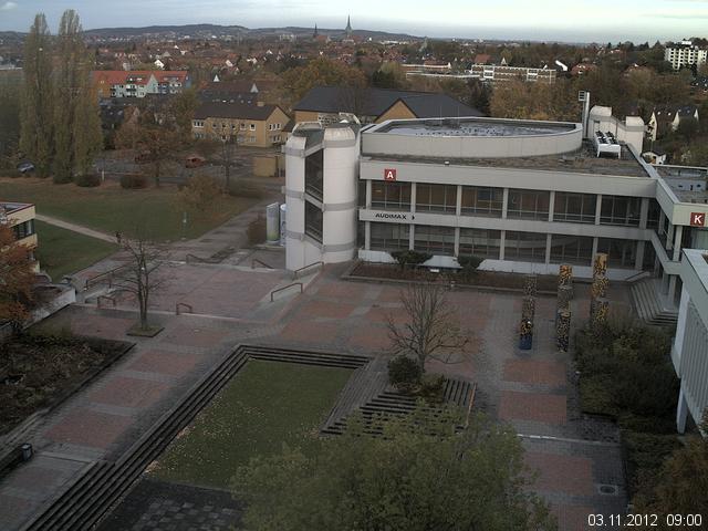 Foto der Webcam: Verwaltungsgeb&auml;ude, Innenhof mit Audimax, H&ouml;rsaal-Geb&auml;ude 1
