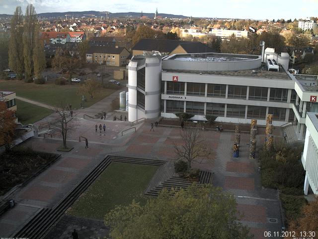 Foto der Webcam: Verwaltungsgeb&auml;ude, Innenhof mit Audimax, H&ouml;rsaal-Geb&auml;ude 1