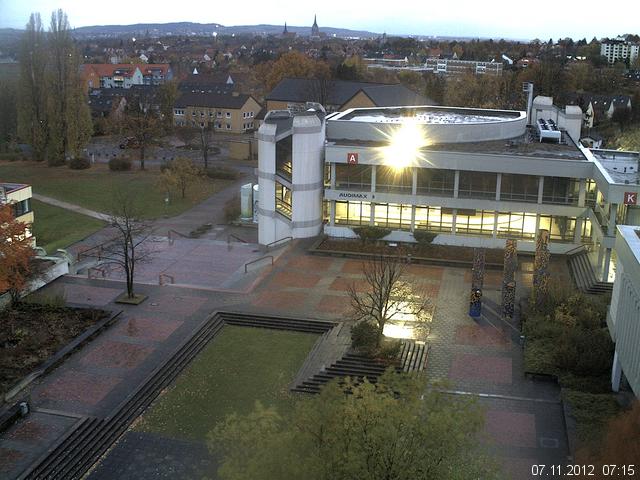 Foto der Webcam: Verwaltungsgeb&auml;ude, Innenhof mit Audimax, H&ouml;rsaal-Geb&auml;ude 1