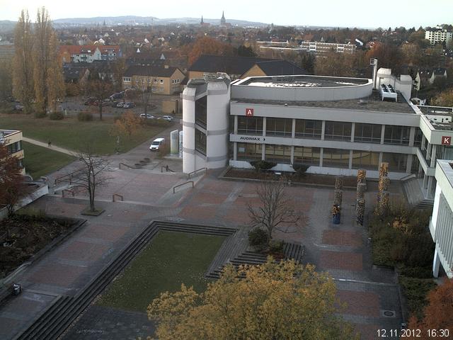 Foto der Webcam: Verwaltungsgeb&auml;ude, Innenhof mit Audimax, H&ouml;rsaal-Geb&auml;ude 1