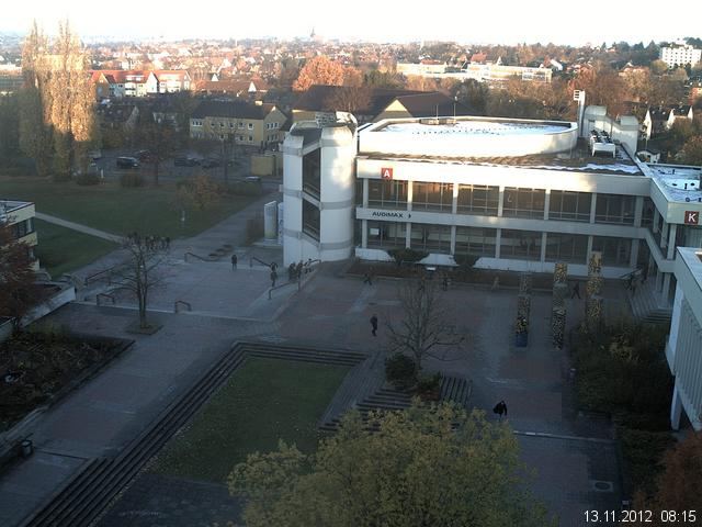 Foto der Webcam: Verwaltungsgeb&auml;ude, Innenhof mit Audimax, H&ouml;rsaal-Geb&auml;ude 1