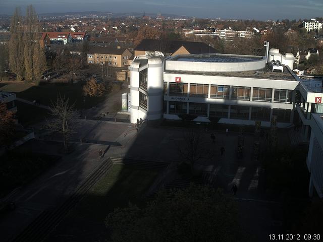 Foto der Webcam: Verwaltungsgeb&auml;ude, Innenhof mit Audimax, H&ouml;rsaal-Geb&auml;ude 1