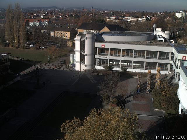Foto der Webcam: Verwaltungsgeb&auml;ude, Innenhof mit Audimax, H&ouml;rsaal-Geb&auml;ude 1