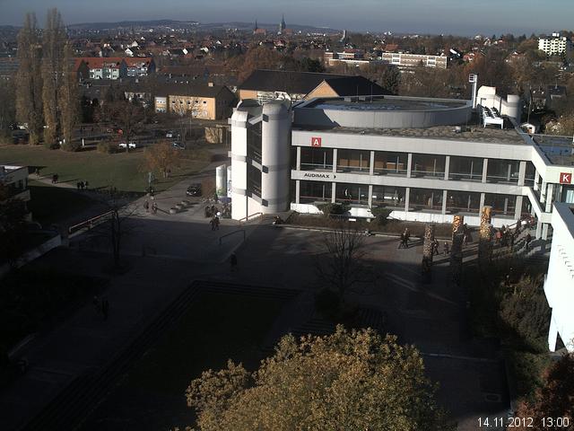 Foto der Webcam: Verwaltungsgeb&auml;ude, Innenhof mit Audimax, H&ouml;rsaal-Geb&auml;ude 1