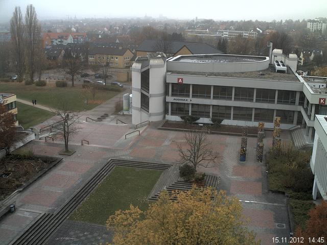 Foto der Webcam: Verwaltungsgeb&auml;ude, Innenhof mit Audimax, H&ouml;rsaal-Geb&auml;ude 1