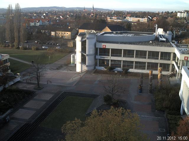 Foto der Webcam: Verwaltungsgeb&auml;ude, Innenhof mit Audimax, H&ouml;rsaal-Geb&auml;ude 1