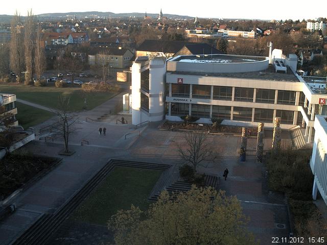 Foto der Webcam: Verwaltungsgeb&auml;ude, Innenhof mit Audimax, H&ouml;rsaal-Geb&auml;ude 1