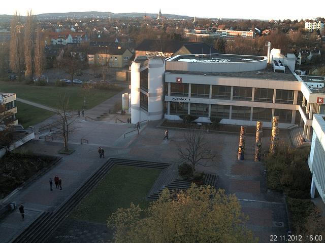 Foto der Webcam: Verwaltungsgeb&auml;ude, Innenhof mit Audimax, H&ouml;rsaal-Geb&auml;ude 1