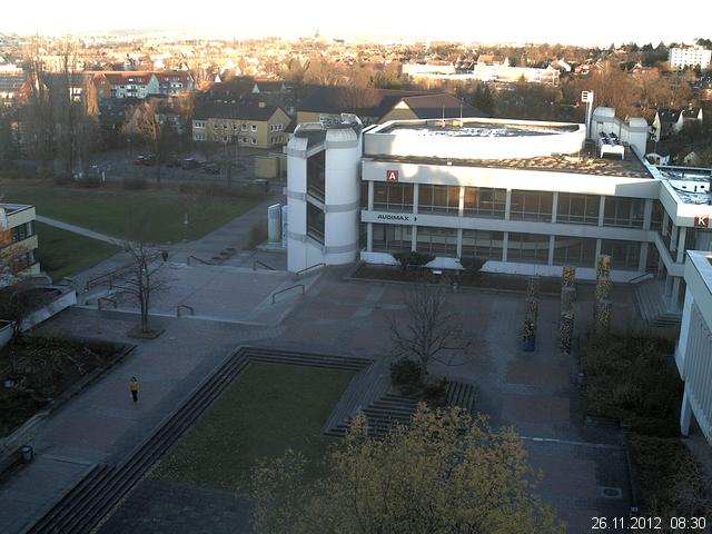 Foto der Webcam: Verwaltungsgeb&auml;ude, Innenhof mit Audimax, H&ouml;rsaal-Geb&auml;ude 1