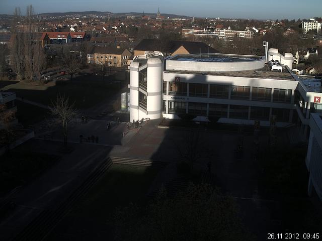Foto der Webcam: Verwaltungsgeb&auml;ude, Innenhof mit Audimax, H&ouml;rsaal-Geb&auml;ude 1