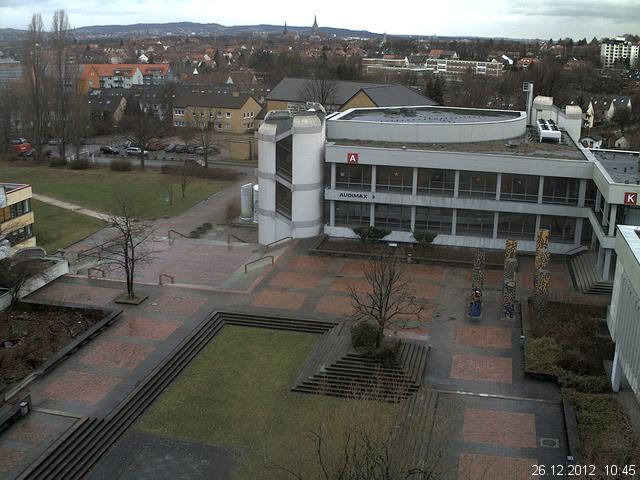 Foto der Webcam: Verwaltungsgeb&auml;ude, Innenhof mit Audimax, H&ouml;rsaal-Geb&auml;ude 1