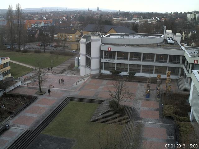 Foto der Webcam: Verwaltungsgeb&auml;ude, Innenhof mit Audimax, H&ouml;rsaal-Geb&auml;ude 1