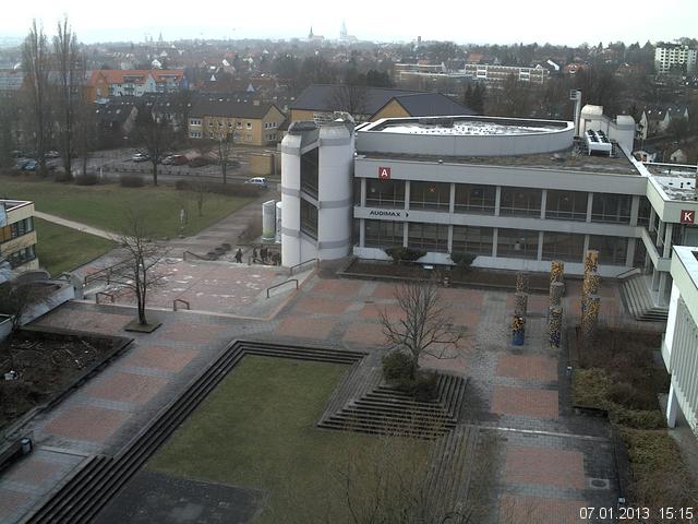 Foto der Webcam: Verwaltungsgeb&auml;ude, Innenhof mit Audimax, H&ouml;rsaal-Geb&auml;ude 1