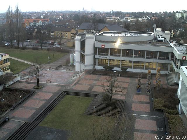 Foto der Webcam: Verwaltungsgeb&auml;ude, Innenhof mit Audimax, H&ouml;rsaal-Geb&auml;ude 1