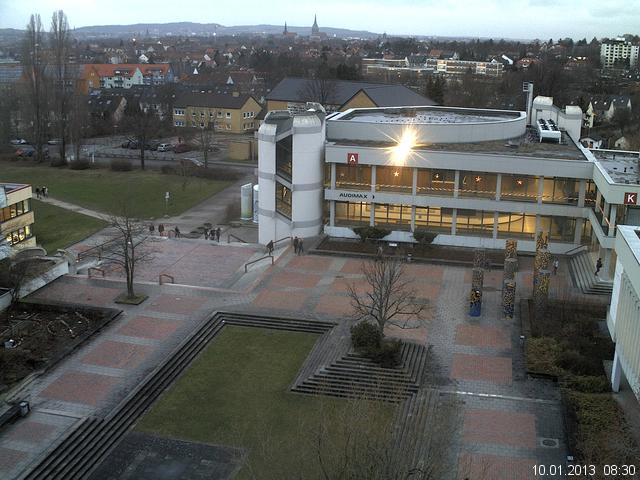 Foto der Webcam: Verwaltungsgeb&auml;ude, Innenhof mit Audimax, H&ouml;rsaal-Geb&auml;ude 1