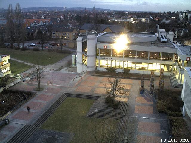 Foto der Webcam: Verwaltungsgeb&auml;ude, Innenhof mit Audimax, H&ouml;rsaal-Geb&auml;ude 1