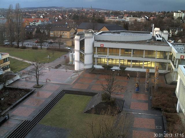 Foto der Webcam: Verwaltungsgeb&auml;ude, Innenhof mit Audimax, H&ouml;rsaal-Geb&auml;ude 1