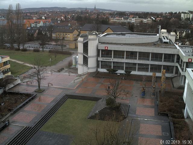 Foto der Webcam: Verwaltungsgeb&auml;ude, Innenhof mit Audimax, H&ouml;rsaal-Geb&auml;ude 1