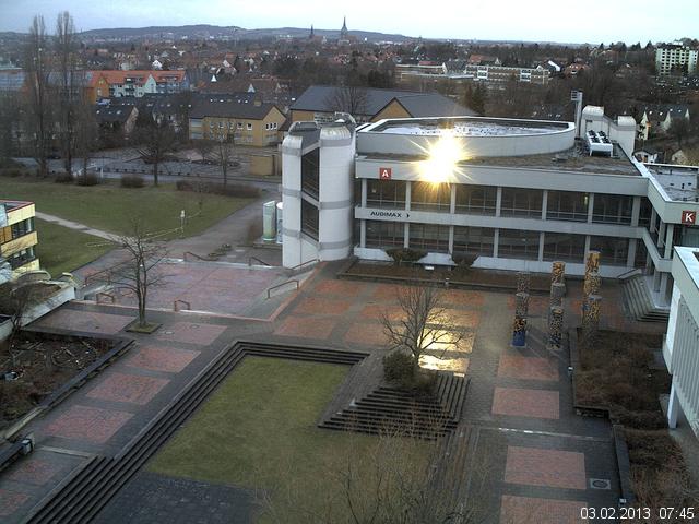 Foto der Webcam: Verwaltungsgeb&auml;ude, Innenhof mit Audimax, H&ouml;rsaal-Geb&auml;ude 1