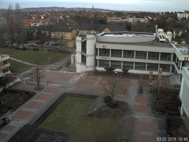 Foto der Webcam: Verwaltungsgeb&auml;ude, Innenhof mit Audimax, H&ouml;rsaal-Geb&auml;ude 1