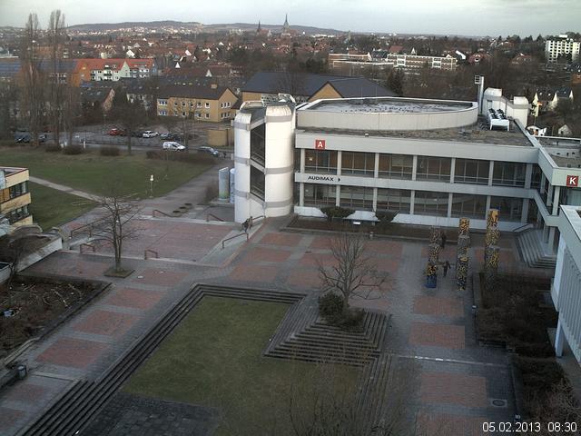 Foto der Webcam: Verwaltungsgeb&auml;ude, Innenhof mit Audimax, H&ouml;rsaal-Geb&auml;ude 1