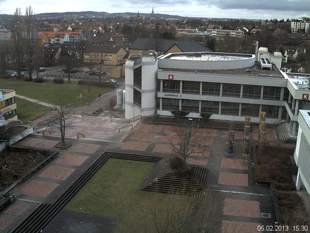 Foto der Webcam: Verwaltungsgeb&auml;ude, Innenhof mit Audimax, H&ouml;rsaal-Geb&auml;ude 1