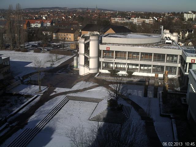 Foto der Webcam: Verwaltungsgeb&auml;ude, Innenhof mit Audimax, H&ouml;rsaal-Geb&auml;ude 1