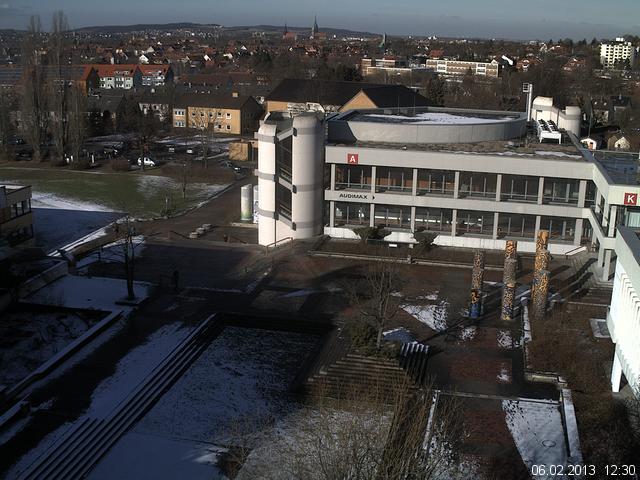Foto der Webcam: Verwaltungsgeb&auml;ude, Innenhof mit Audimax, H&ouml;rsaal-Geb&auml;ude 1
