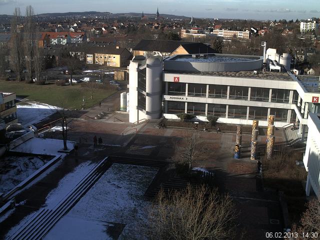 Foto der Webcam: Verwaltungsgeb&auml;ude, Innenhof mit Audimax, H&ouml;rsaal-Geb&auml;ude 1