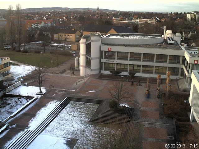 Foto der Webcam: Verwaltungsgeb&auml;ude, Innenhof mit Audimax, H&ouml;rsaal-Geb&auml;ude 1