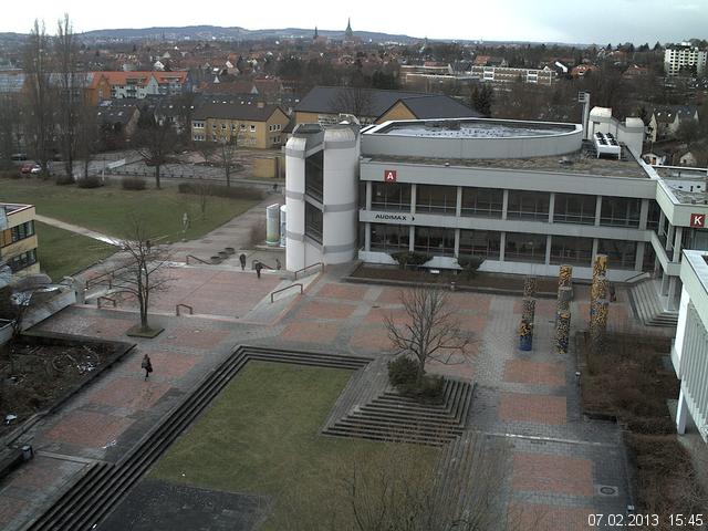 Foto der Webcam: Verwaltungsgeb&auml;ude, Innenhof mit Audimax, H&ouml;rsaal-Geb&auml;ude 1