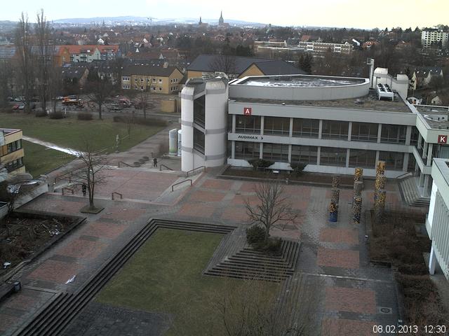 Foto der Webcam: Verwaltungsgeb&auml;ude, Innenhof mit Audimax, H&ouml;rsaal-Geb&auml;ude 1