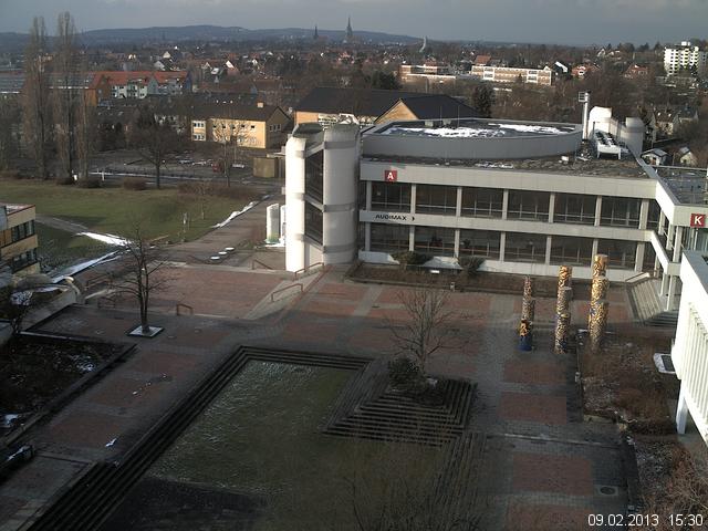 Foto der Webcam: Verwaltungsgeb&auml;ude, Innenhof mit Audimax, H&ouml;rsaal-Geb&auml;ude 1