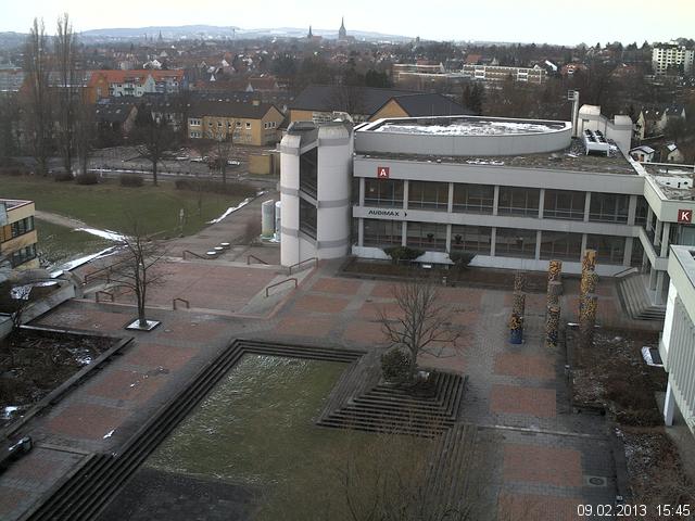 Foto der Webcam: Verwaltungsgeb&auml;ude, Innenhof mit Audimax, H&ouml;rsaal-Geb&auml;ude 1