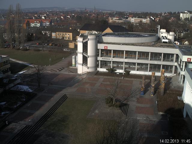 Foto der Webcam: Verwaltungsgeb&auml;ude, Innenhof mit Audimax, H&ouml;rsaal-Geb&auml;ude 1
