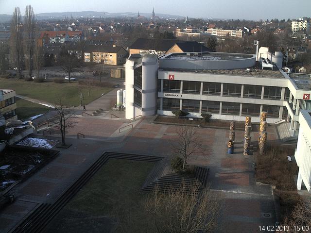 Foto der Webcam: Verwaltungsgeb&auml;ude, Innenhof mit Audimax, H&ouml;rsaal-Geb&auml;ude 1
