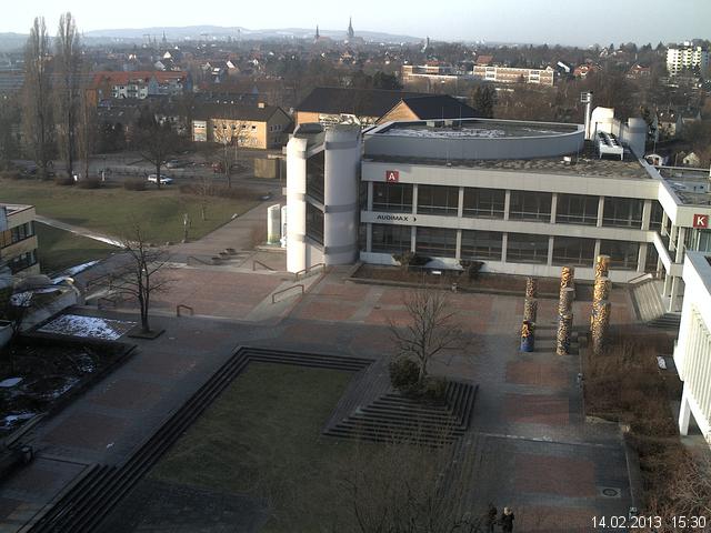Foto der Webcam: Verwaltungsgeb&auml;ude, Innenhof mit Audimax, H&ouml;rsaal-Geb&auml;ude 1