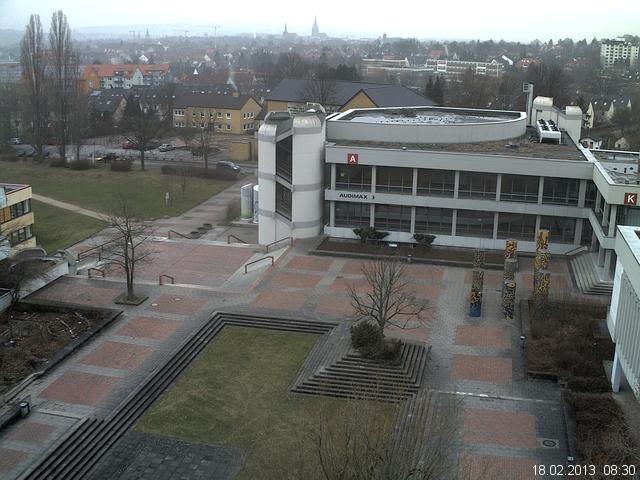 Foto der Webcam: Verwaltungsgeb&auml;ude, Innenhof mit Audimax, H&ouml;rsaal-Geb&auml;ude 1