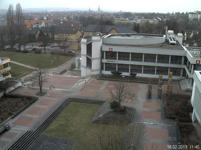 Foto der Webcam: Verwaltungsgeb&auml;ude, Innenhof mit Audimax, H&ouml;rsaal-Geb&auml;ude 1