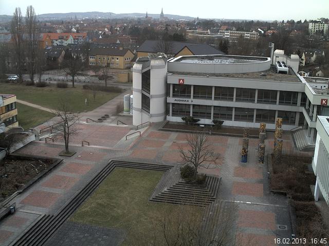 Foto der Webcam: Verwaltungsgeb&auml;ude, Innenhof mit Audimax, H&ouml;rsaal-Geb&auml;ude 1