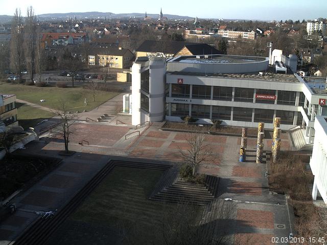Foto der Webcam: Verwaltungsgeb&auml;ude, Innenhof mit Audimax, H&ouml;rsaal-Geb&auml;ude 1