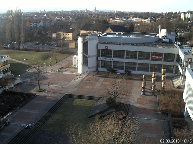 Foto der Webcam: Verwaltungsgeb&auml;ude, Innenhof mit Audimax, H&ouml;rsaal-Geb&auml;ude 1