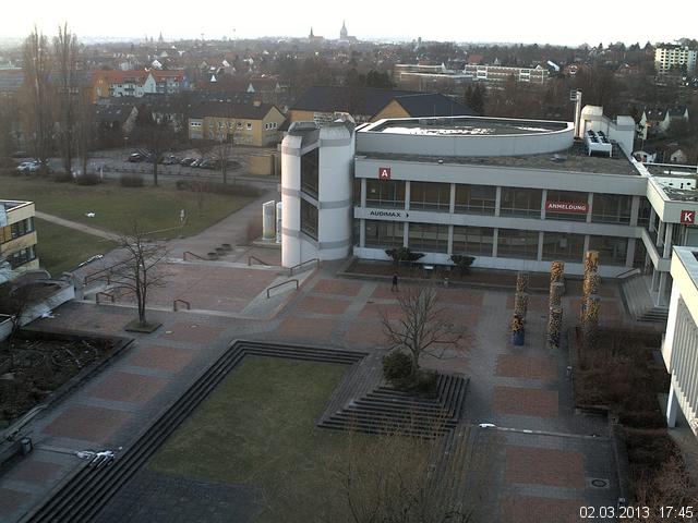 Foto der Webcam: Verwaltungsgeb&auml;ude, Innenhof mit Audimax, H&ouml;rsaal-Geb&auml;ude 1