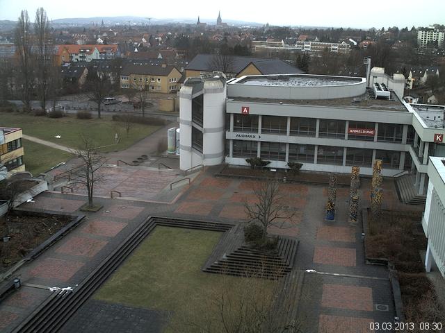 Foto der Webcam: Verwaltungsgeb&auml;ude, Innenhof mit Audimax, H&ouml;rsaal-Geb&auml;ude 1
