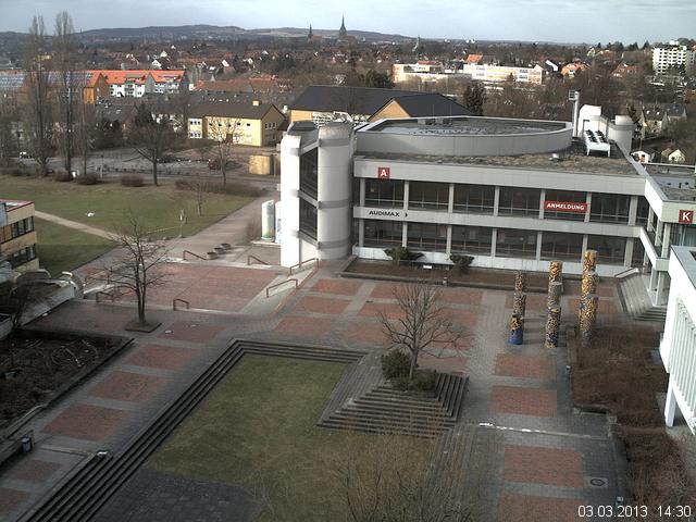 Foto der Webcam: Verwaltungsgeb&auml;ude, Innenhof mit Audimax, H&ouml;rsaal-Geb&auml;ude 1