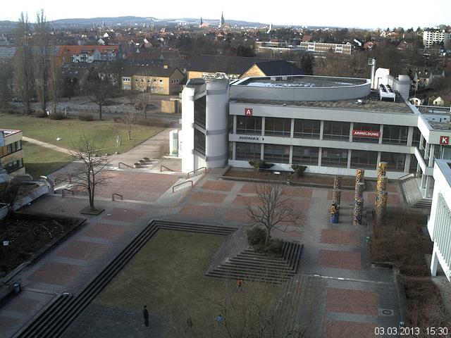 Foto der Webcam: Verwaltungsgeb&auml;ude, Innenhof mit Audimax, H&ouml;rsaal-Geb&auml;ude 1