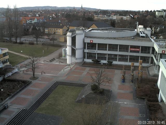Foto der Webcam: Verwaltungsgeb&auml;ude, Innenhof mit Audimax, H&ouml;rsaal-Geb&auml;ude 1