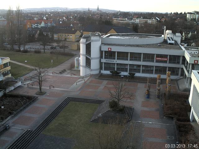 Foto der Webcam: Verwaltungsgeb&auml;ude, Innenhof mit Audimax, H&ouml;rsaal-Geb&auml;ude 1